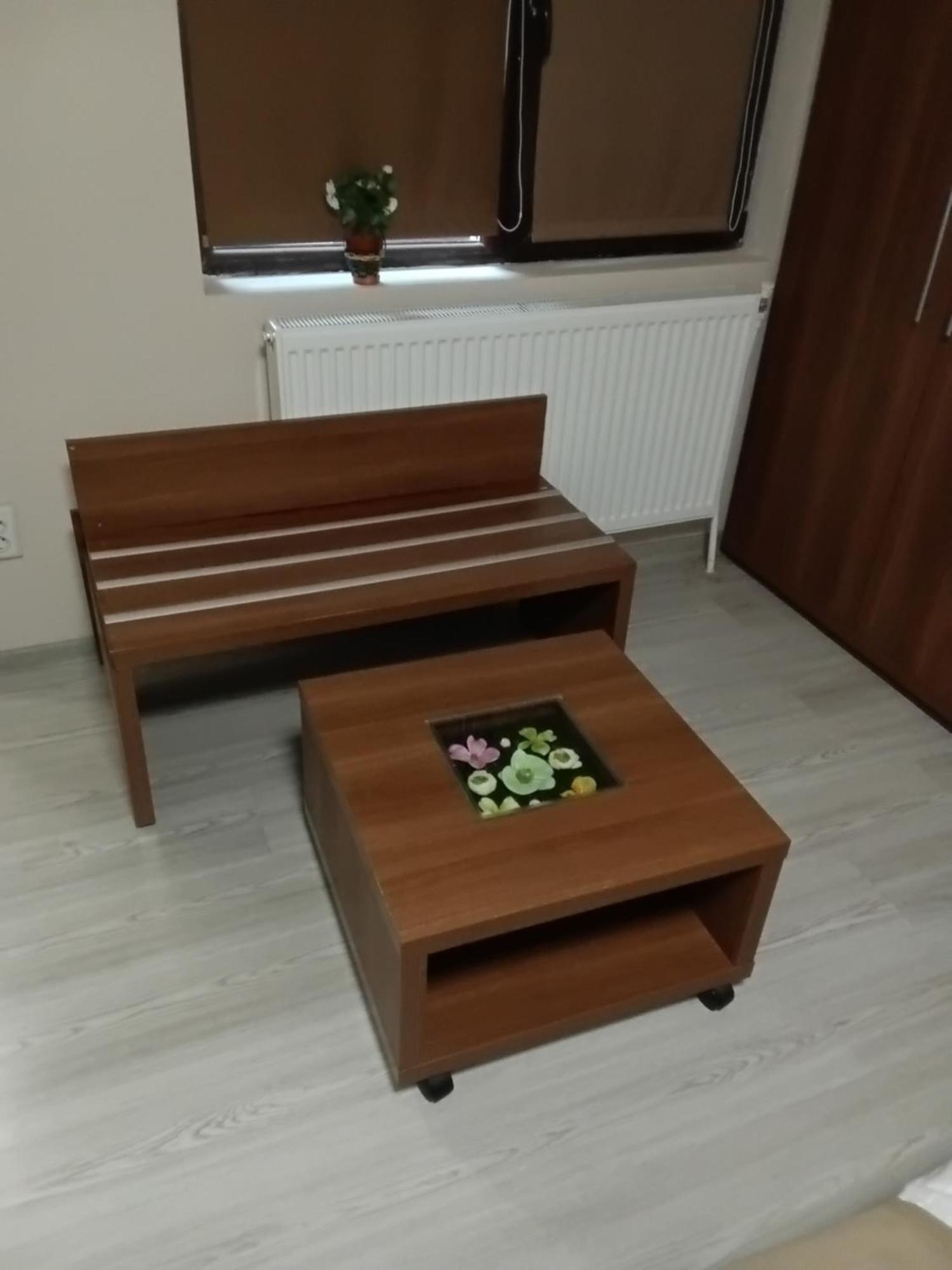Aura'S West Accommodation Private Parking In Front Yard Bucharest Exterior photo